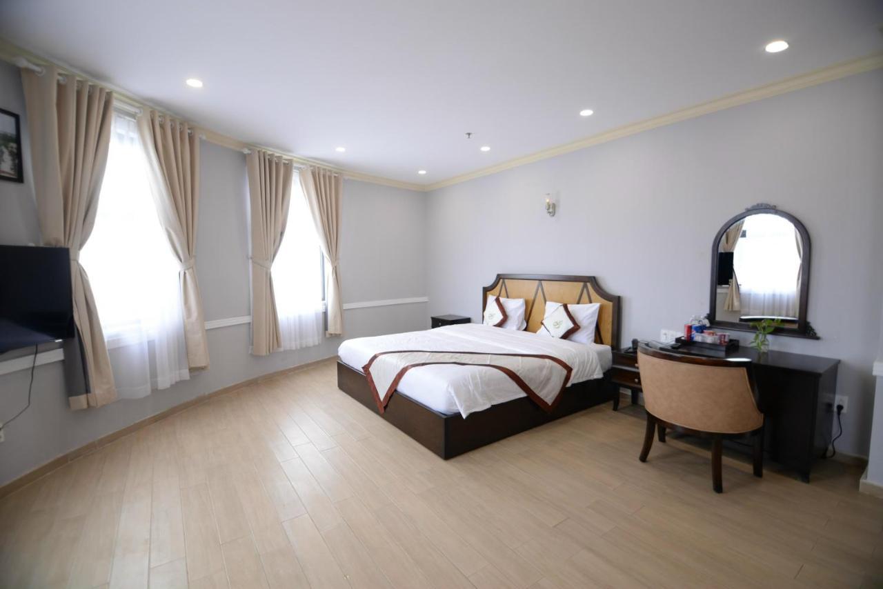 Que Toi Hotel Soc Trang Bagian luar foto