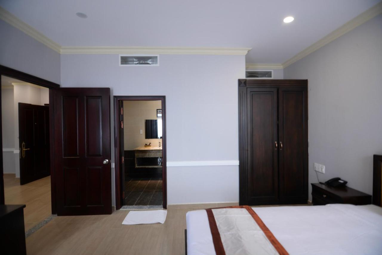 Que Toi Hotel Soc Trang Bagian luar foto