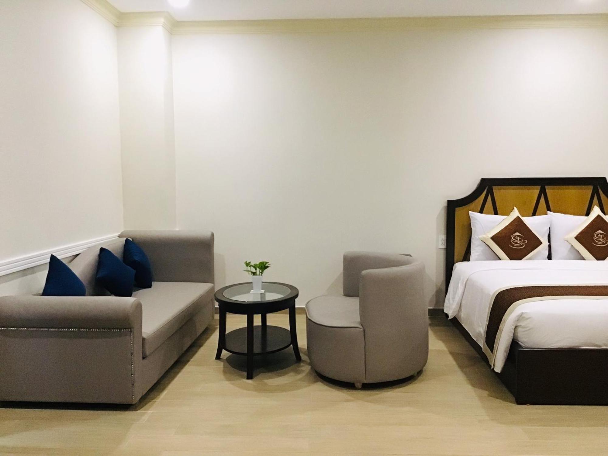 Que Toi Hotel Soc Trang Bagian luar foto